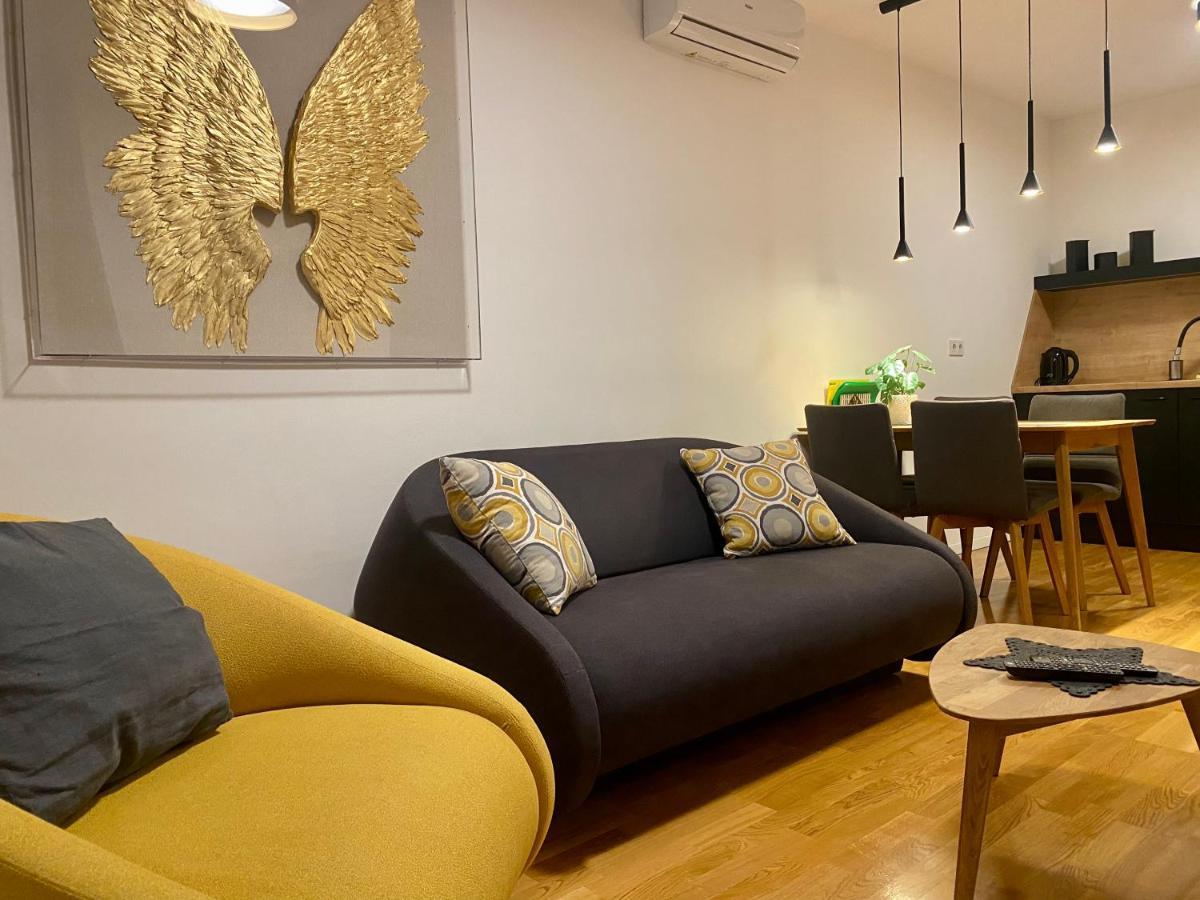 Studio Apartman Krila Wings- Parking In Garage Zagreb Extérieur photo