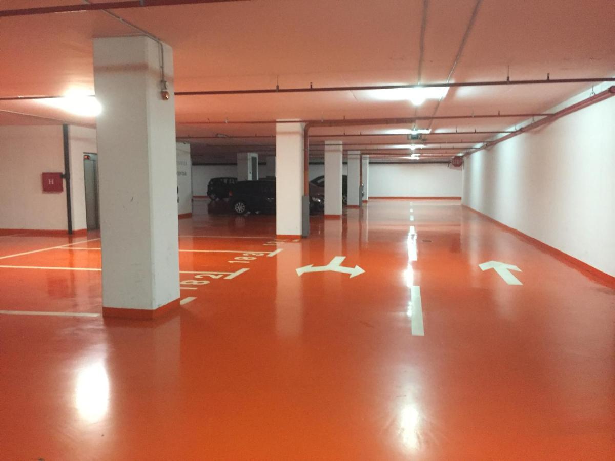 Studio Apartman Krila Wings- Parking In Garage Zagreb Extérieur photo